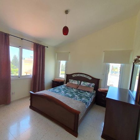 Villa Victoria 400 Meters To The Beach Peyia Exterior photo
